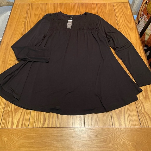 NWT Lane Bryant Black Smocked Yoke Max Swing Tunic- Size 10/12 - Picture 6 of 8